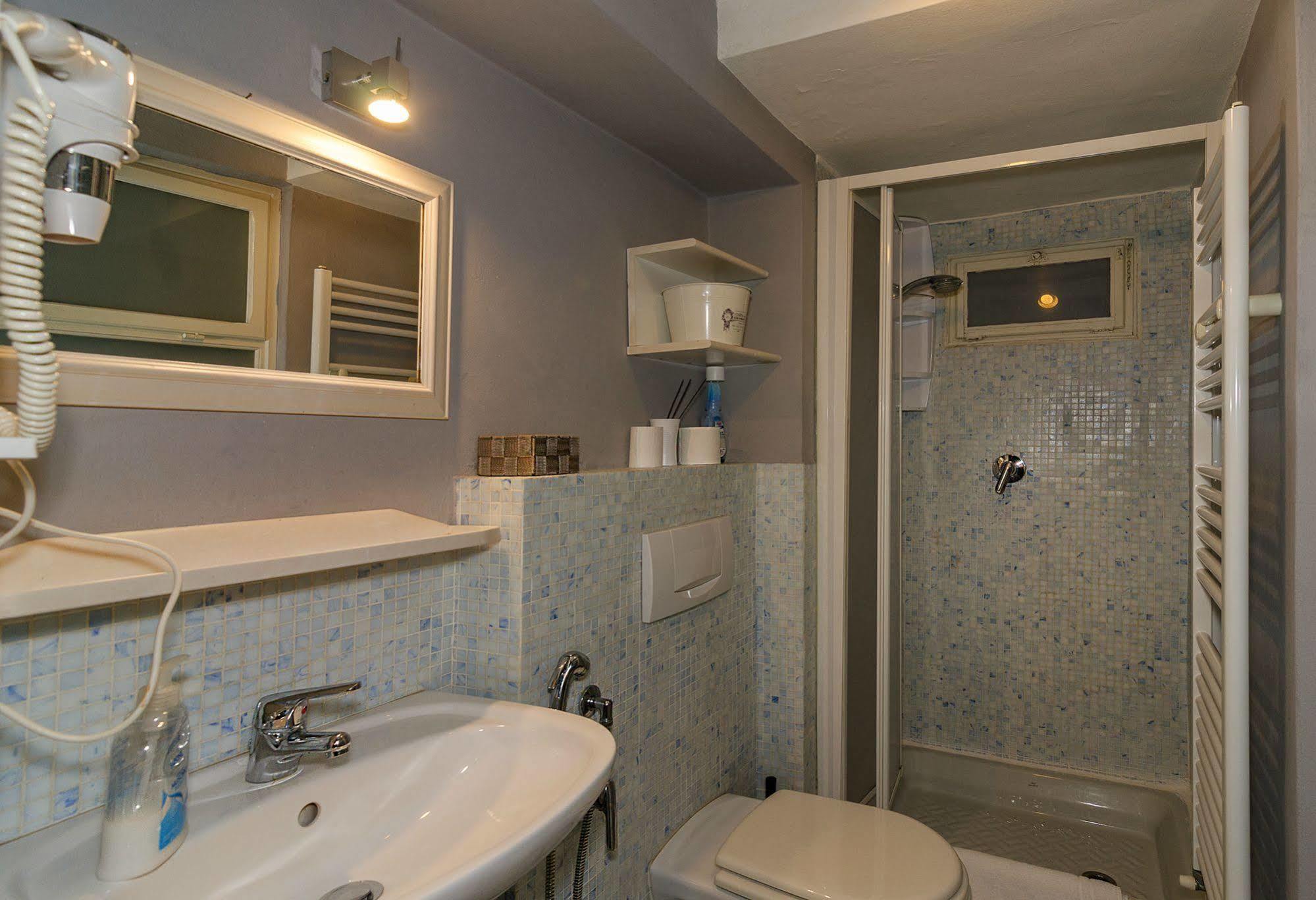 לוקה B&B Camera Con Vista מראה חיצוני תמונה